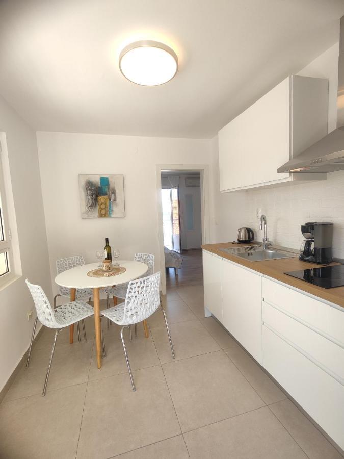 Apartment Jelsa Blue Sea View *