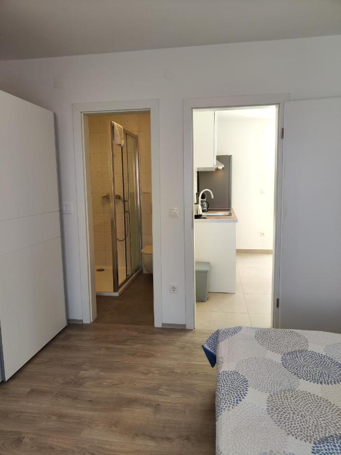 Apartment Jelsa Blue Sea View